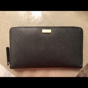 Large Kate Spade travel wallet